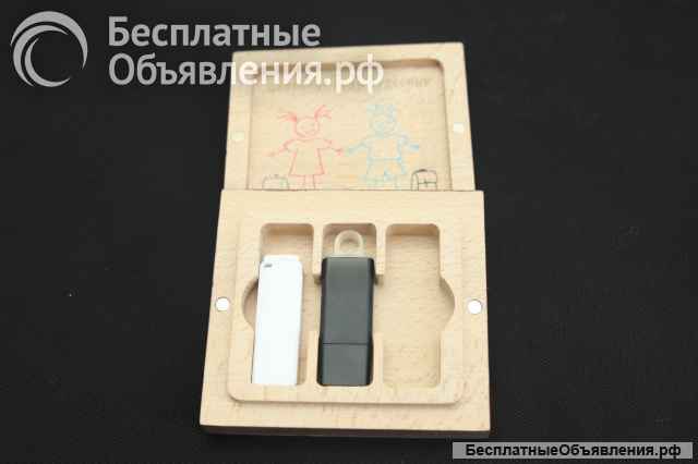 Шкатулка для флешки