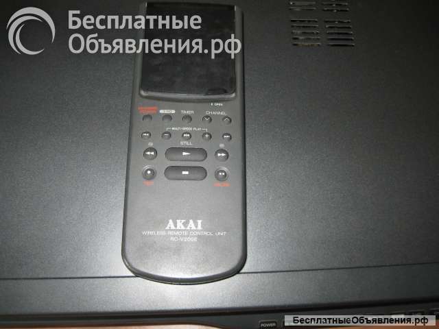 Видеомагнитофон Akai VS-F220EDG