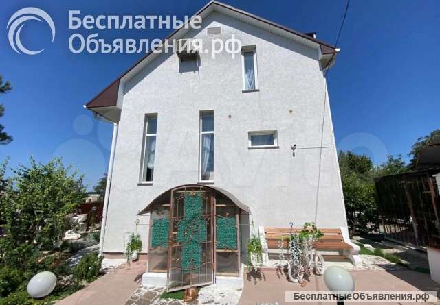 Двухэтажный дом 177кв м участок 4.6 сотки