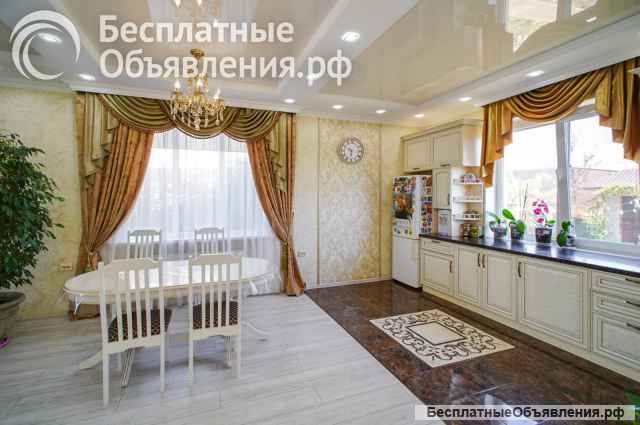 Дом с озером всего в получасе от центра Краснодара