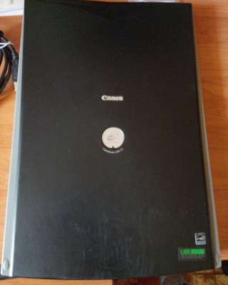 Сканер Canon CanoScan lide 25 по 2500руб/шт