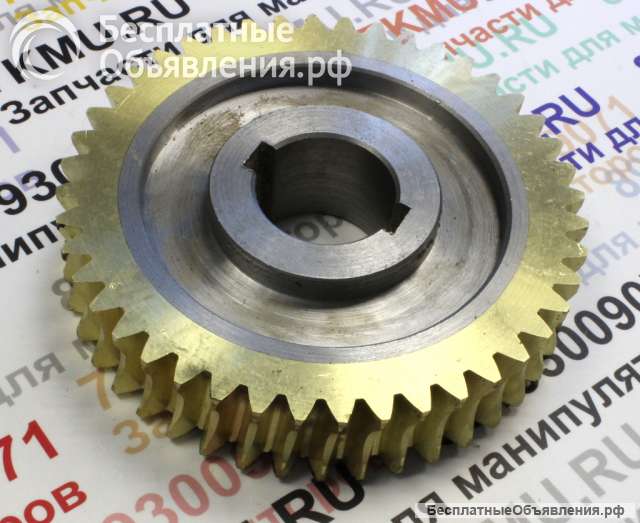 Бронзовая шестерня КМУ Unic 500 на ступице