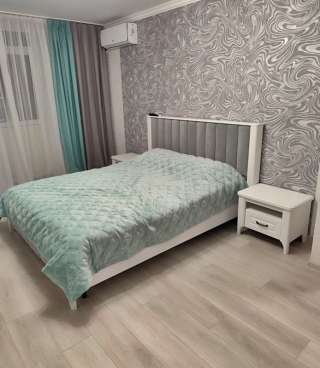 Сдается 1к.кв. ул. Кореновская 8/12кирп 36м. ремонт