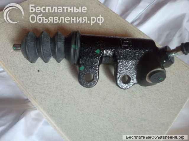 Рабочий цилиндр сцепления Toyota Corolla 120, 1.4 4ZZFE 2004 (хэтчбек). Оригинал Aisin (Япония)