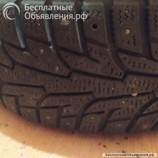 185/65r14 шипованные на дисках с колпаками 4 шт