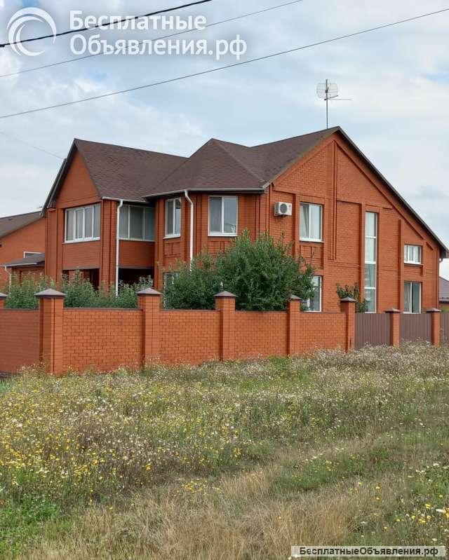 Дом с земельным участком, площадь 422,60