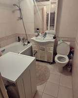 Сдается 2к.кв. пр. Чекистов 2/10п. 50м. ремонт