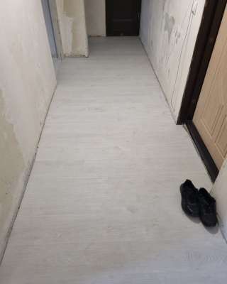 Укладка ламината кварцвинила