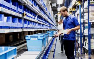 Комплектовщик заказов на склад вахтой