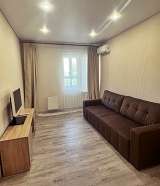 Сдается 2к.кв. ул. Питерская 3/19кирп. 66 м. ремонт