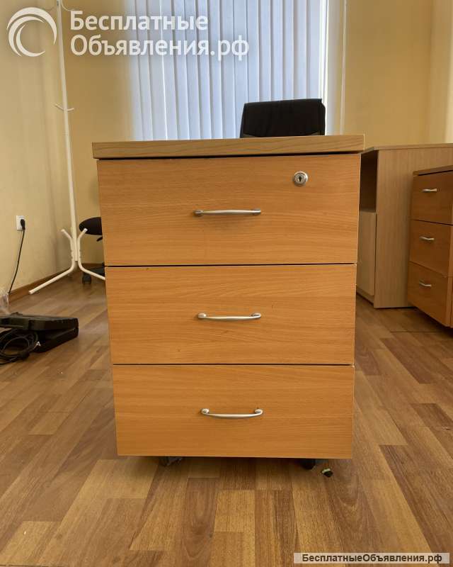 Тумбы подкатные офисные