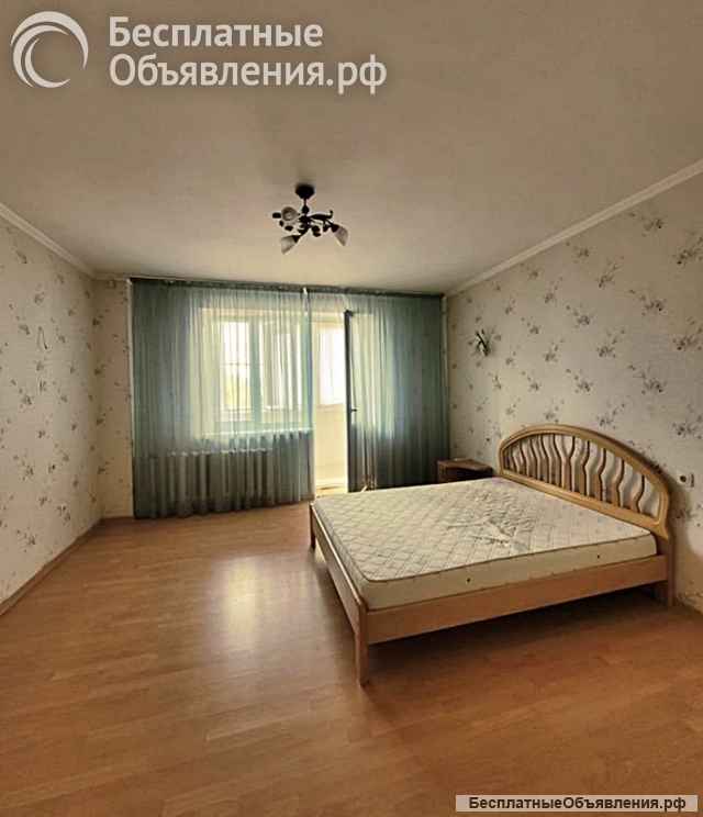 Сдается 2к.кв. пр. Чекистов 3/5кирп. 96 м. ремонт