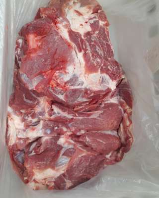 Лопатка свиная без кости. Свиная разделка.