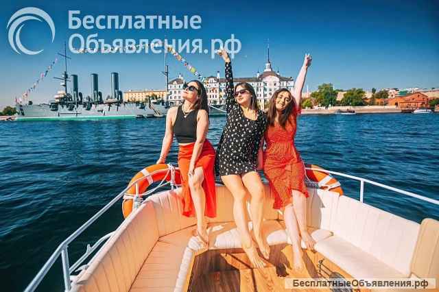 Аренда катеров в Санкт-Петербурге