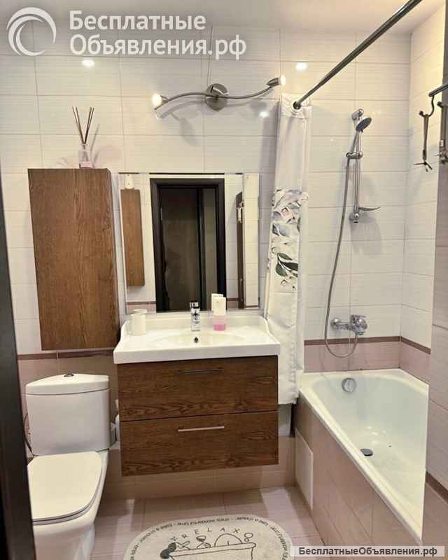 Сдается 3к.кв. пр. Чекистов 3/15кирп. 84 м. + терраса 60м.ремонт