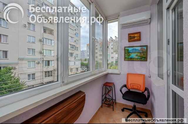 Крупногабаритная однакомнатная квартира. пр- т Античный