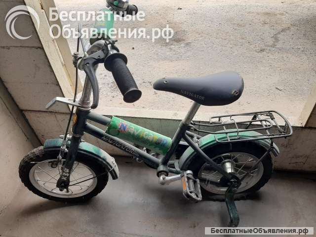 Детский велосипед "Навигатор", б/у. Требует замены камер. Эксплуатировался 2 года.