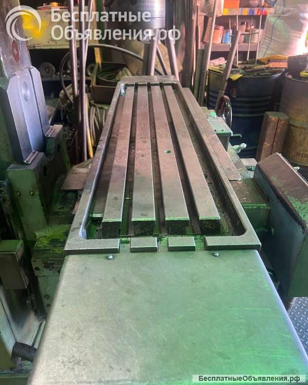 Станок вертикально-фрезерный 6Т12-1