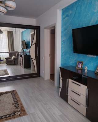 Уютная полноценная двухкомнатная квартира с мебелью и техникой