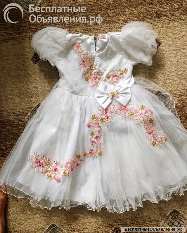 Детское платье 5-6 лет