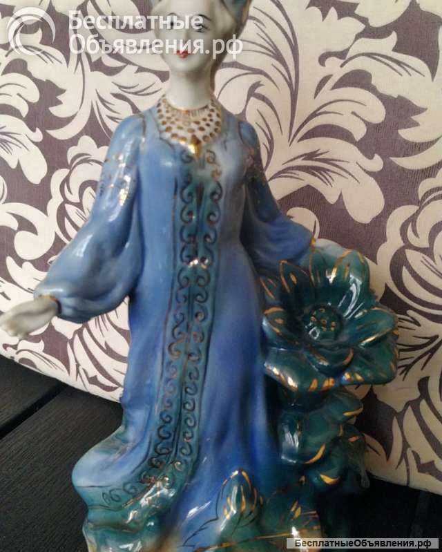 Хозяйка медной горы, фарфоровая статуэтка СССР