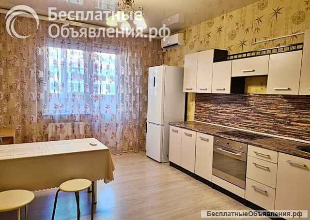 Сдается 2к.кв. ул. 70 лет Октября 14/16кирп. 72 м. ремонт