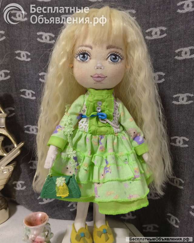 Кукла текстильная