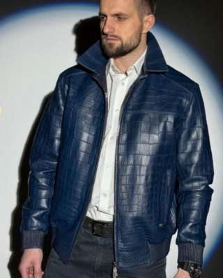 Куртка из кожи крокодила