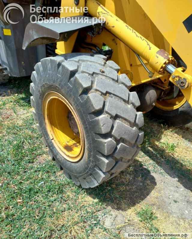 Фронтальный погрузчик