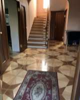 Жилой дом со встроенным магазином