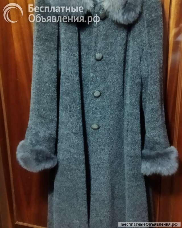 Пальто демисезонное