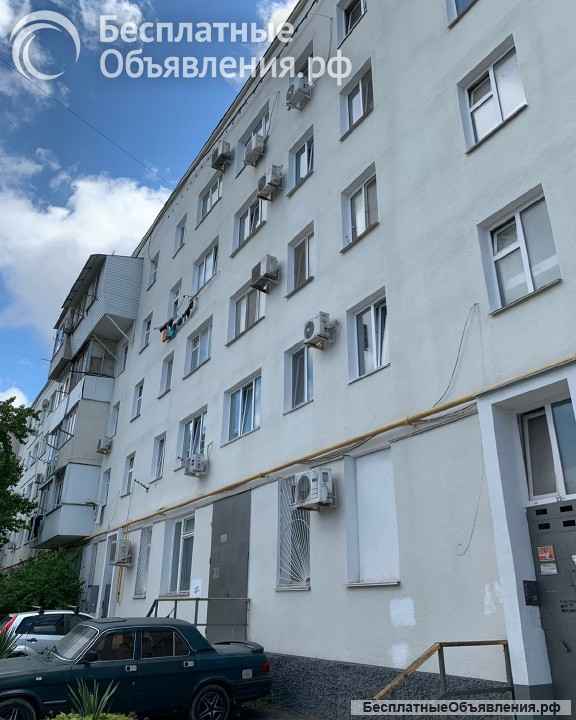 Квартира в Севастополе (Окт. Революции 89)