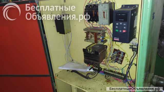 Широкоуниверсальный инструментальный фрезерный станок 6725В