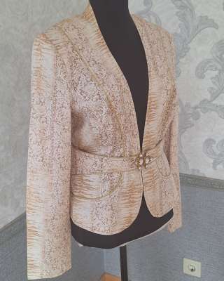 Пиджак женский 42 размер
