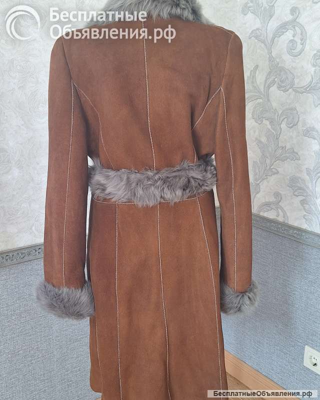Дубленка женская с поясом 42