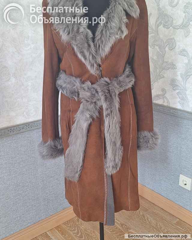 Дубленка женская с поясом 42