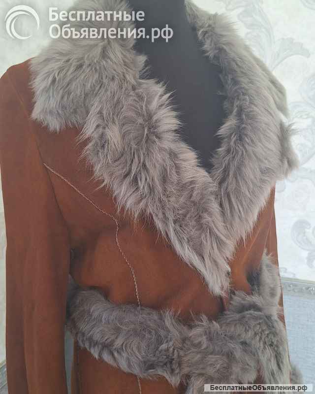 Дубленка женская с поясом 42