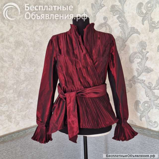 Блузка женская нарядная 44
