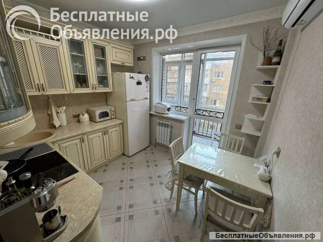 Квартира на Университетском, 78