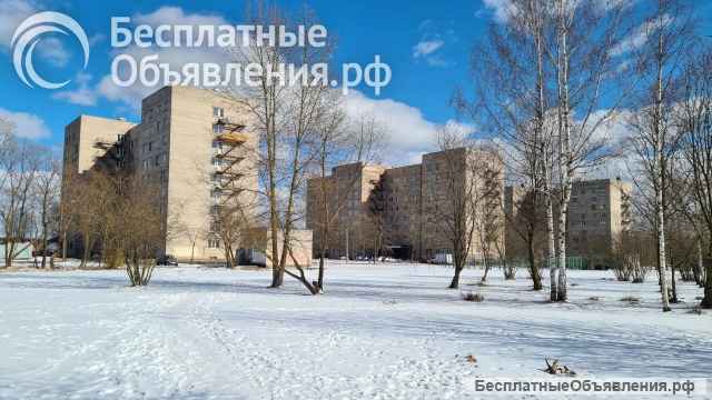Комн17м2 в 4 к.квре, СПб, пос. Металлострой, Садовая ул, 21к2, м. Рыбацкое-9м/тр, ЖД Ижоры-5м. пеш