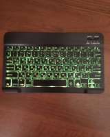 Беспроводная клавиатура с подсветкой