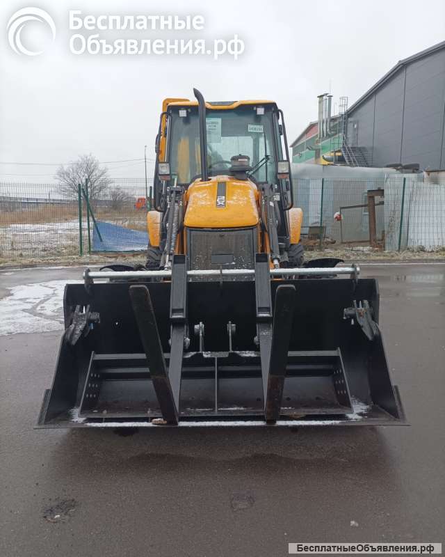 Новый экскаватор-погрузчик JCB 3CX