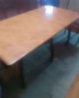 Обеденная зона для кухни