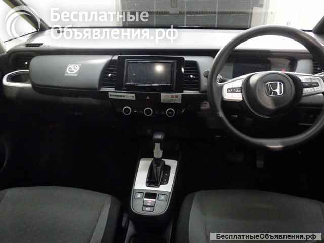 Хэтчбек Honda Fit кузов GR1 модификация Basic гв 2020