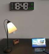 Часы цифровые настенные