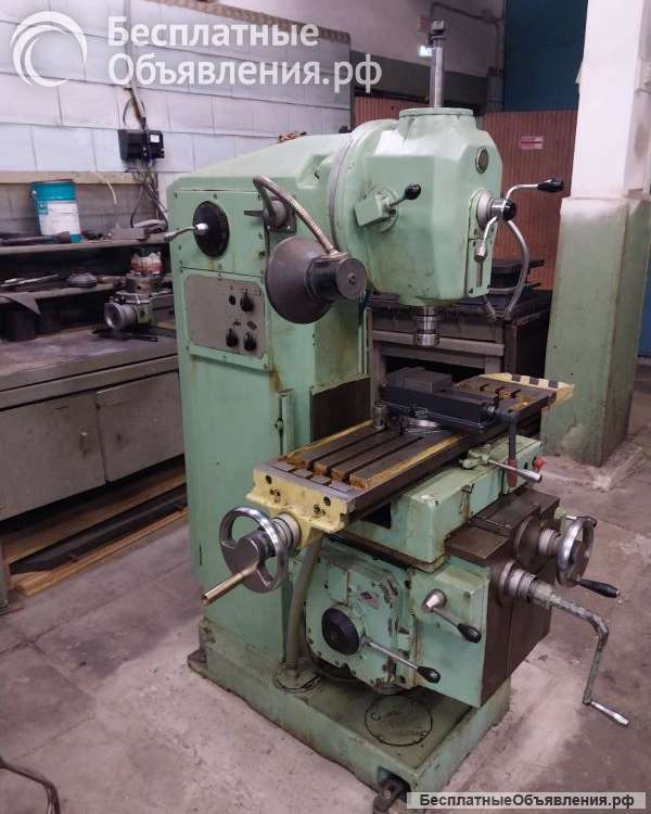 Вертикально-фрезерный 6Р10