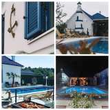 Средиземноморская вилла с бассейном и спа-центром / Фрушка Гора, Сербия