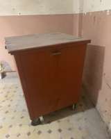 Контейнер мусорный железный 1100 л с крышкой