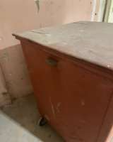 Контейнер мусорный железный 1100 л с крышкой