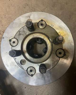 Патрон токарный 4-х кулачковый с независимым перемещением кулачков d 315мм